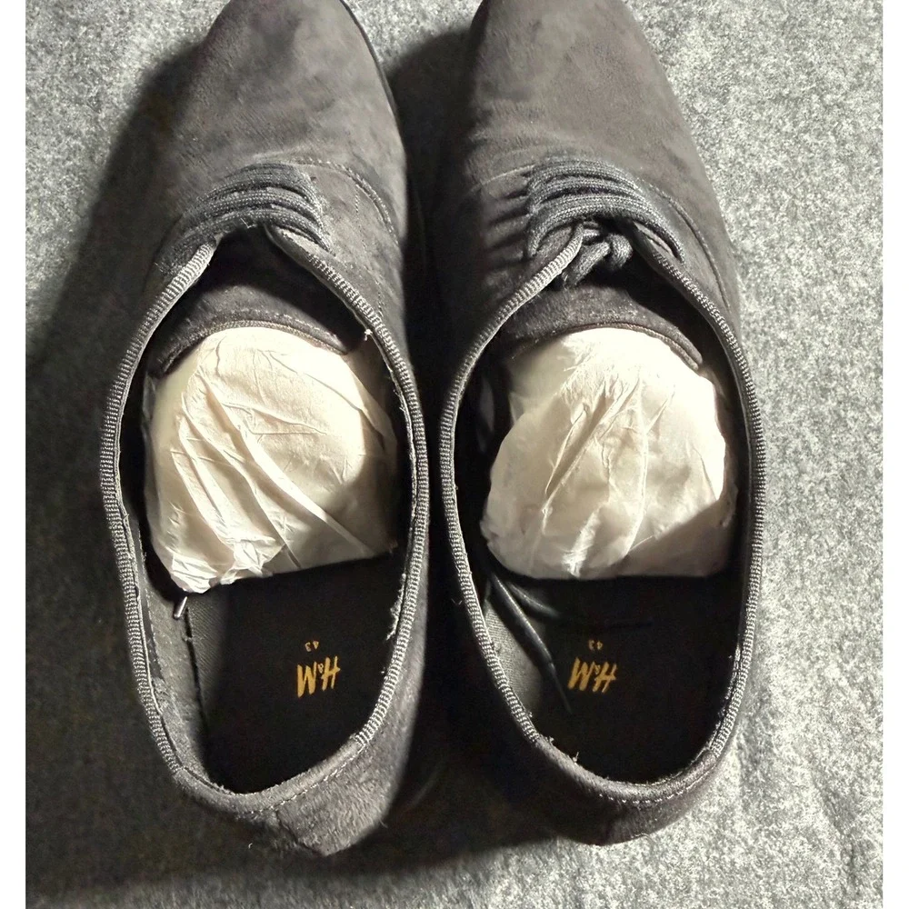 H&M closed outsole almond